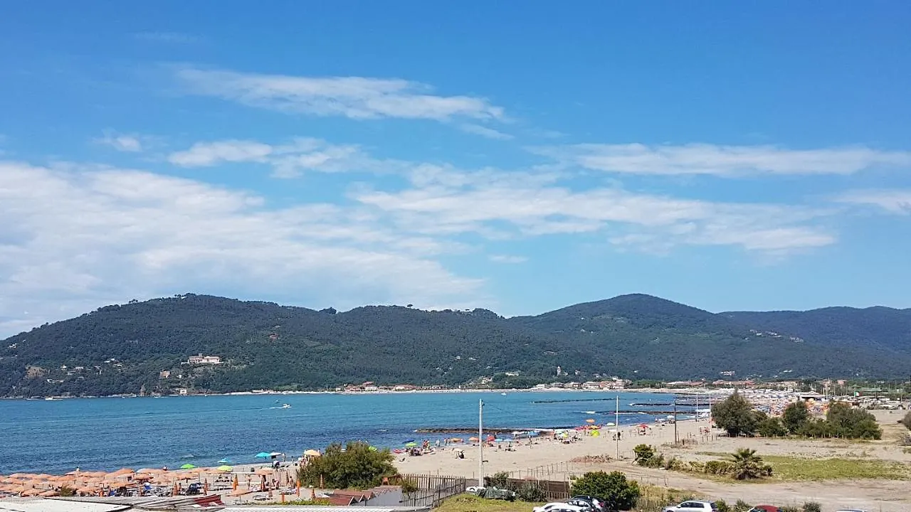 Apartmán Casa Bea Marinella Marinella di Sarzana 0*,  Itálie
