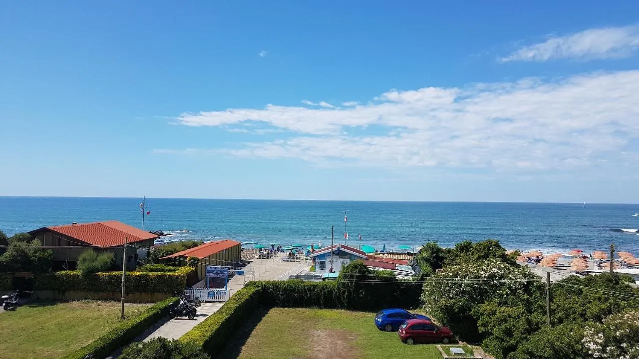 Casa Bea Marinella Apartment Marinella di Sarzana Italy